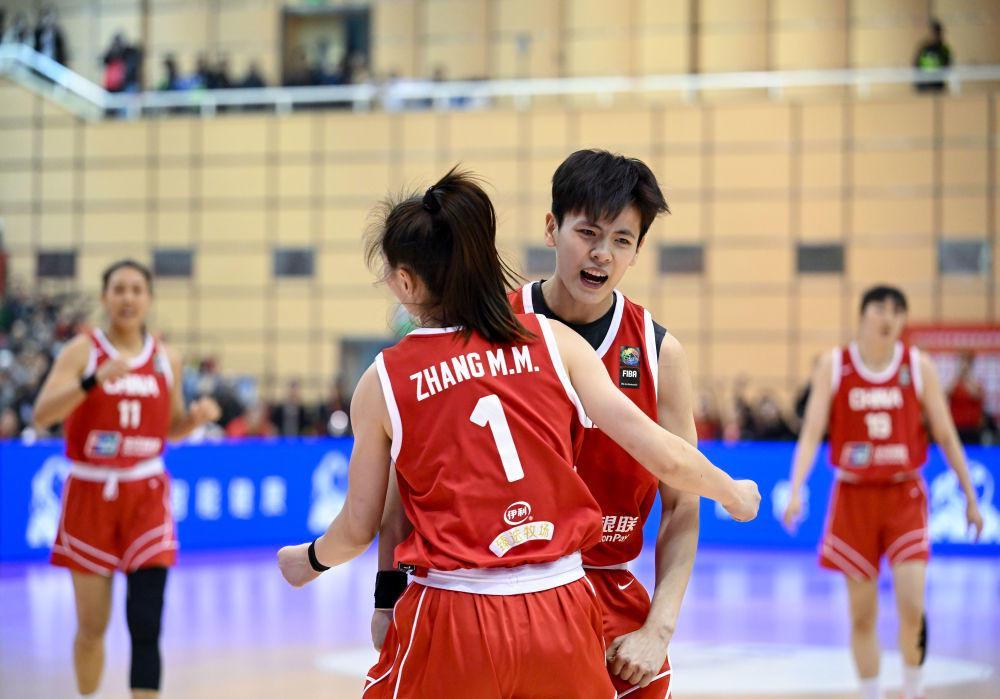 开云体育官网-体坛午爆｜热身赛中国女篮今战巴西，山东男篮明晚客战广州龙狮